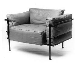 Grand Confort 1 Seater (Down) designed by Le Corbusier