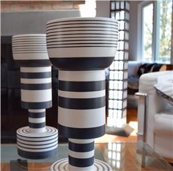 ettore sottsass calice vase black and white made in italy by bitossi