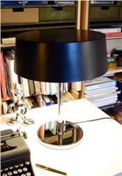 Chareau round table lamp