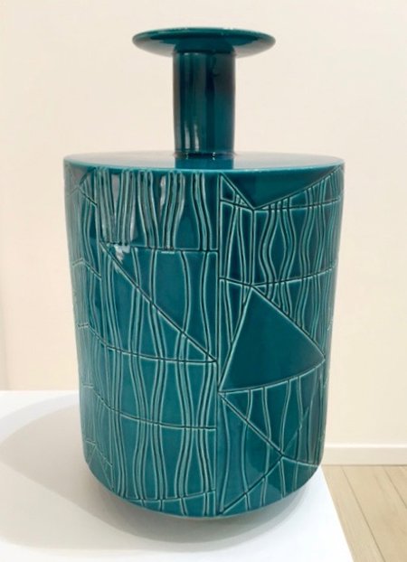 BETHAN LAURA WOOD vase A