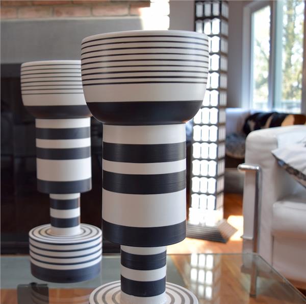 ettore sottsass calice vase black and white made in italy by bitossi